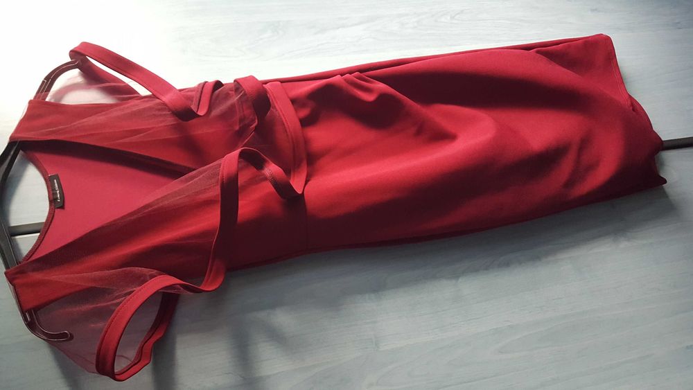 Rochita elastica, eleganta, cu voal, bordo xs/s