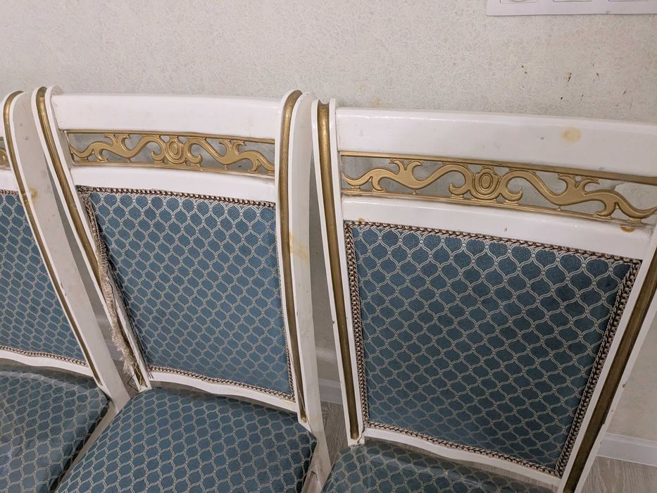 Стулья кухонные 4 шт