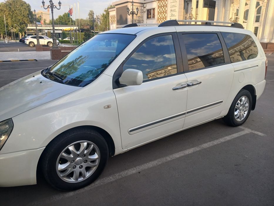 Kia Karnival Rent Car