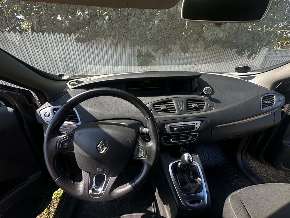 Renault Grand Scenic 2016 1.5dci