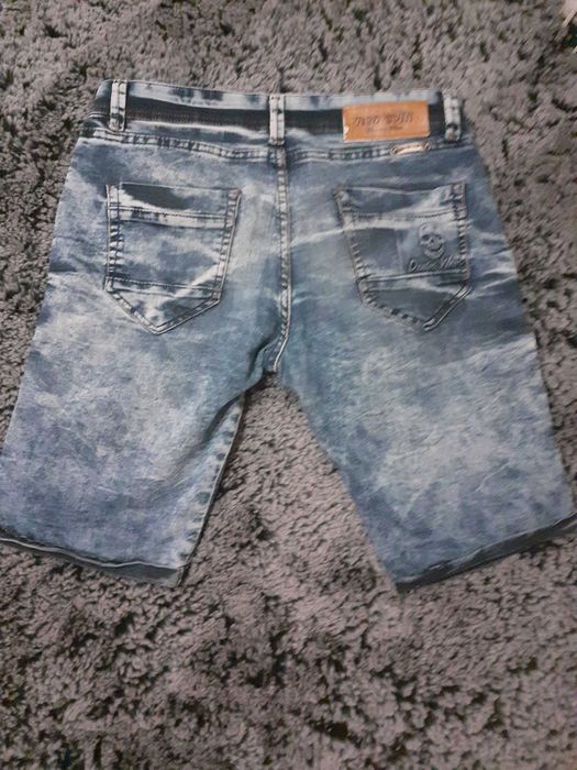 Продавам мъжки къси панталони