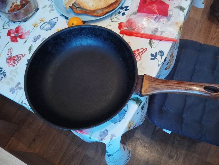 Продам сковородку кукумара