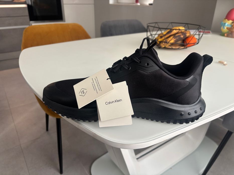 Маратонки Calvin Klein 46