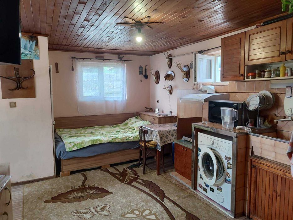 Къща около градски парк Добрич