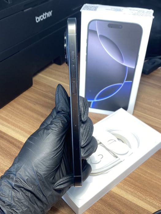 iPhone 16 Pro Max • 256 GB • Black Titanium / Cod produs: 6442