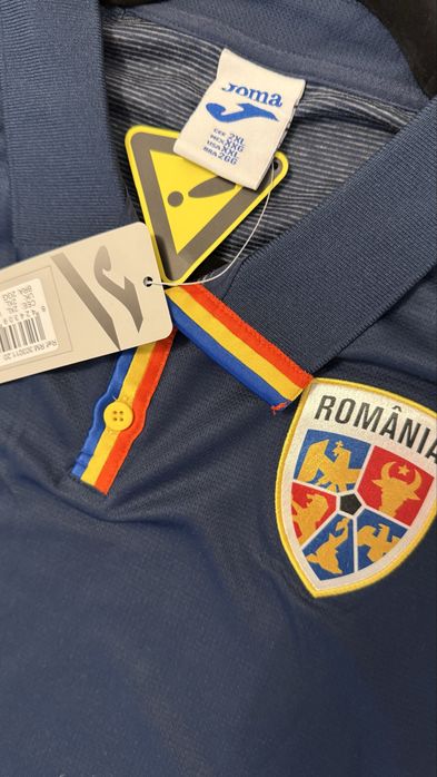 Vand set echipament nationala Romaniei