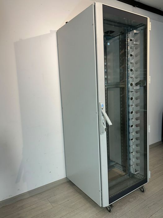 Rack Server de Podea pe Roți, Dulap Cabinet Închis