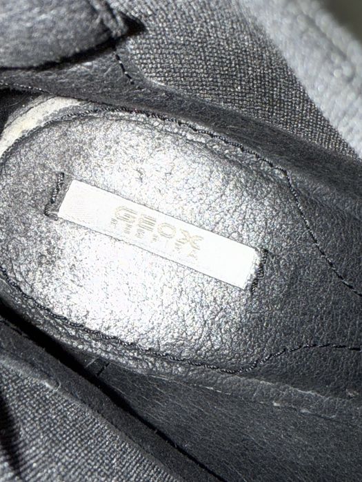 Botine Geox Chelsea din piele naturală - mărimea 36