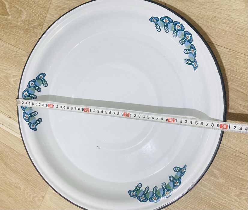 Посуда,гладильная доска,Вешалки,Утюжок-расческа для волос