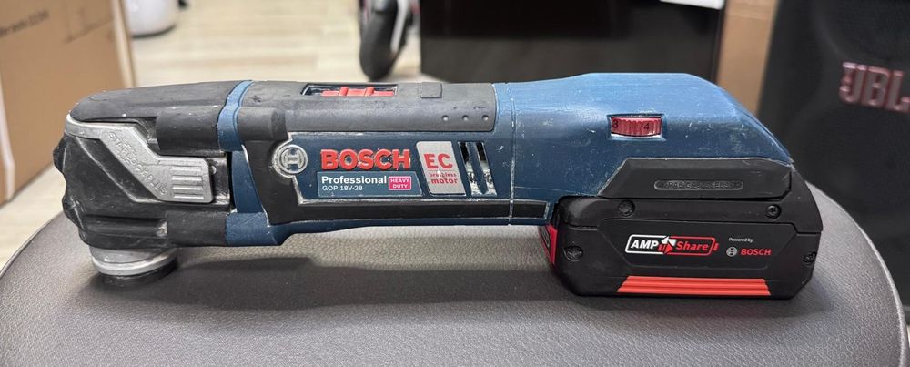 Amanet F28: Scula multifunctionala Bosch  GOP 18V-28