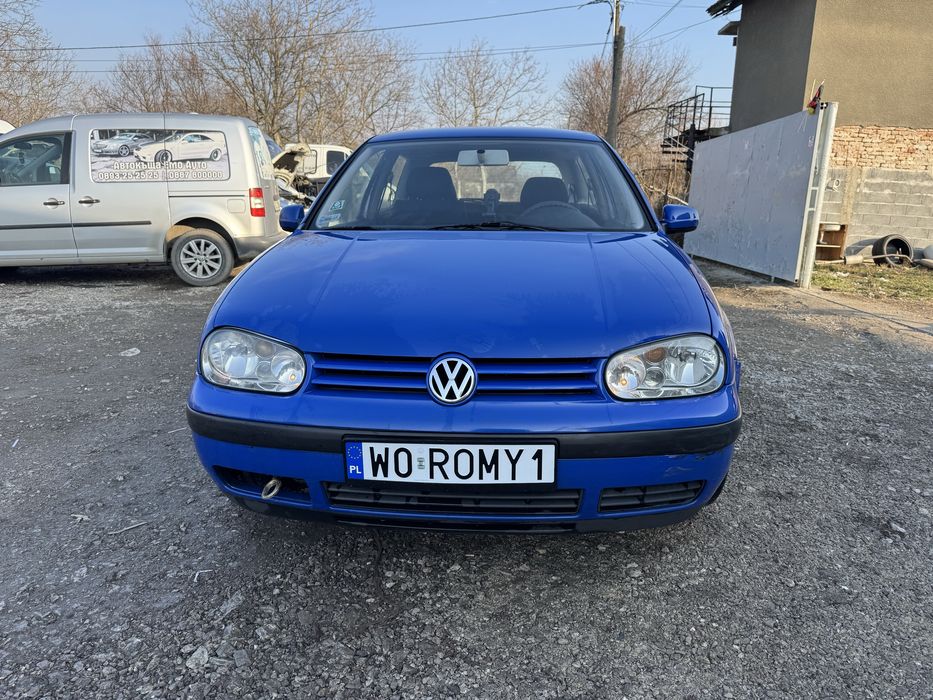 Vw golf 4 1.6 бензин само на части