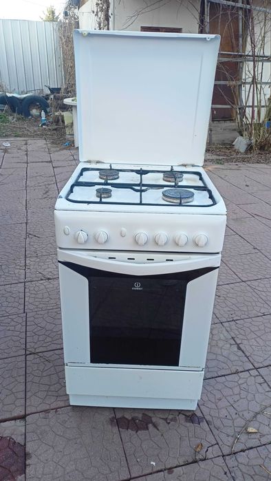 Газовая плита Indesit
