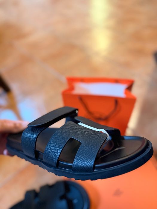 Papuci hermes barbati