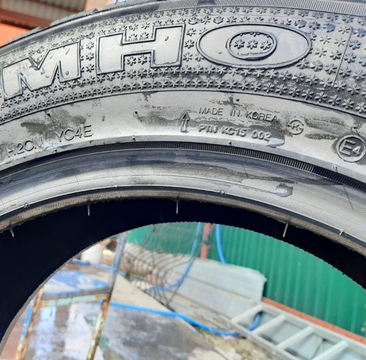 Продам Шины 235/60/18