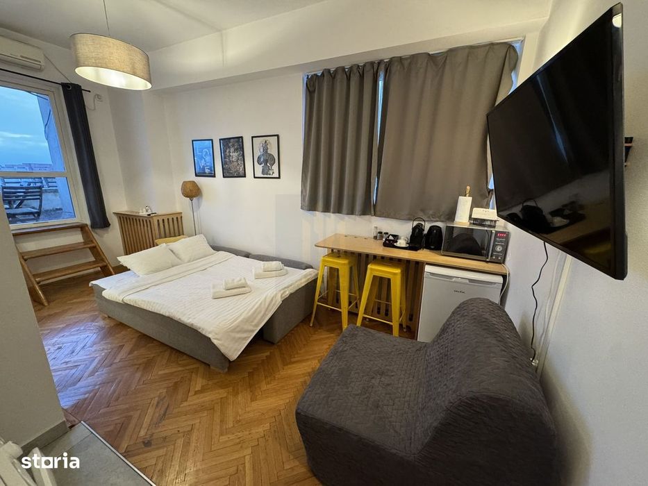 Garsoniera cu terasa de vanzare in *Piata Unirii* — fotografia 3