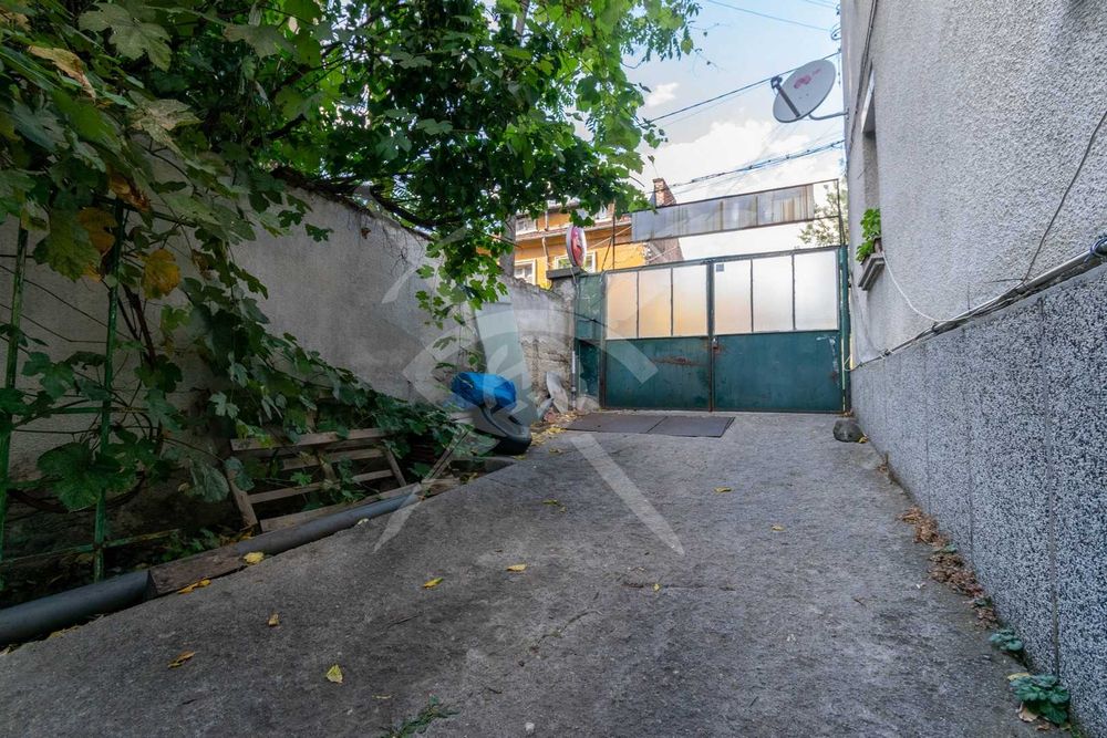 Продава се Етаж от къща в София, Център - 108 кв.м за 1204 €/кв.м - Снимка #10