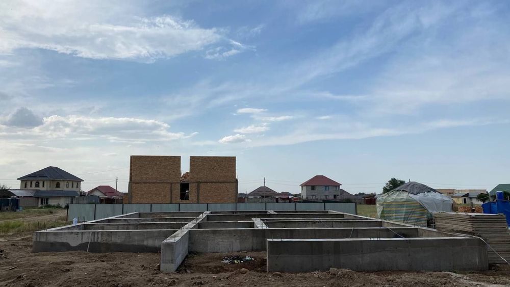 Заливем фундамент бетон