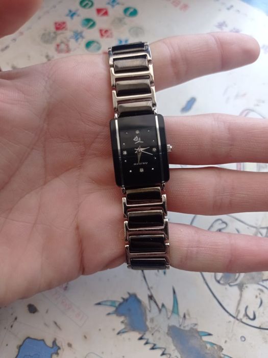 Продам часы женские poscer