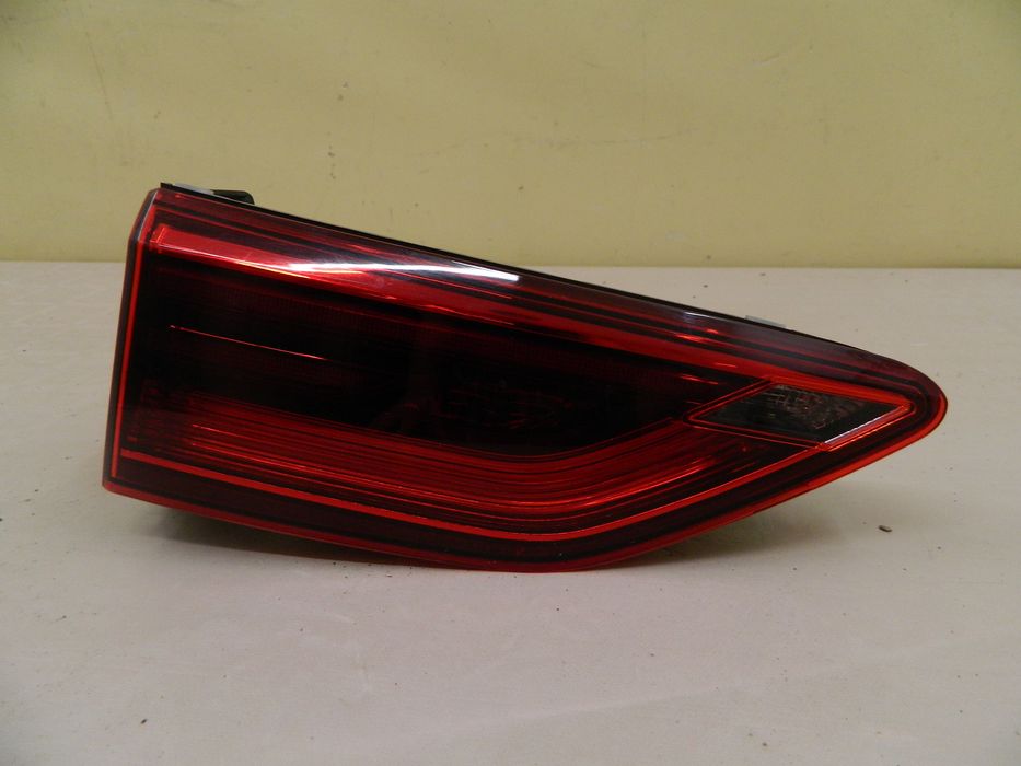 Stop stanga pe haion VW Golf 8 hatchback led, 2019, 2020, 2021, 2022, 2023, 2024, cod origine 5H0945093C