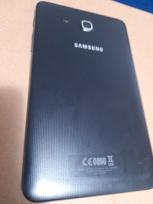 [USOR NEGOCIABIL]Samsung Galaxy Tab A (2016) SM-T280 - 7 inch - Perfect funcțională