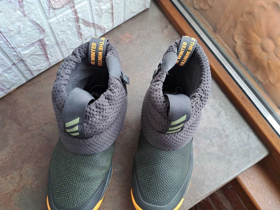 детски ботуши,зимни обувки,боти,апрески,Adidas номер34 за момче,адид