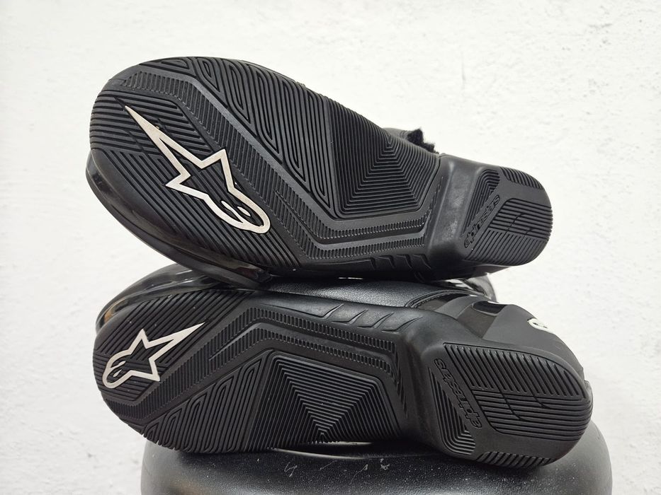 Vând cizme moto mărime 39 Alpinestars SMS X