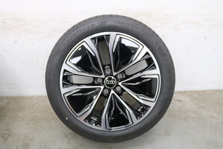 Ауди А5 джанти 18 цола с гуми