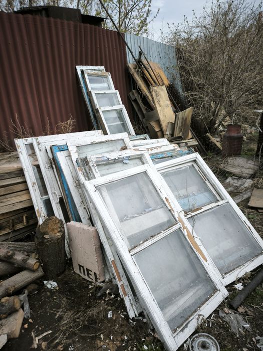 Отдам рамы деревянные бесплатно самовывоз