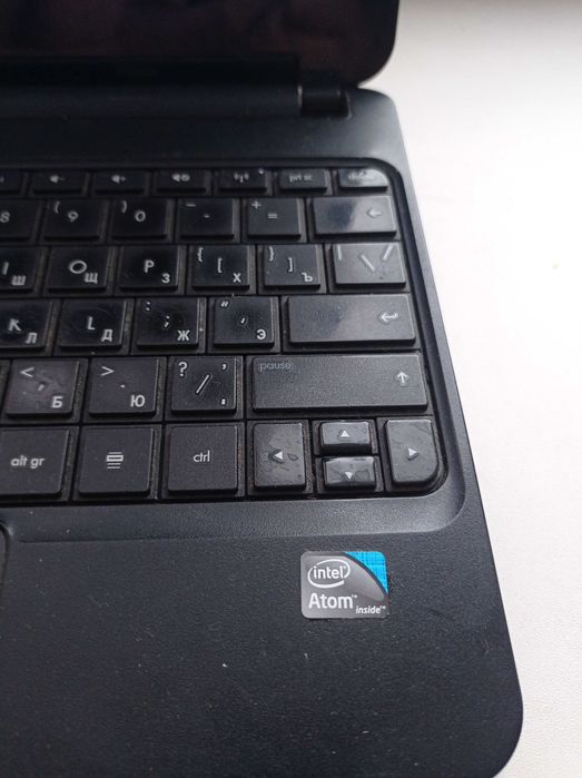 Продам  ноутбук маленький