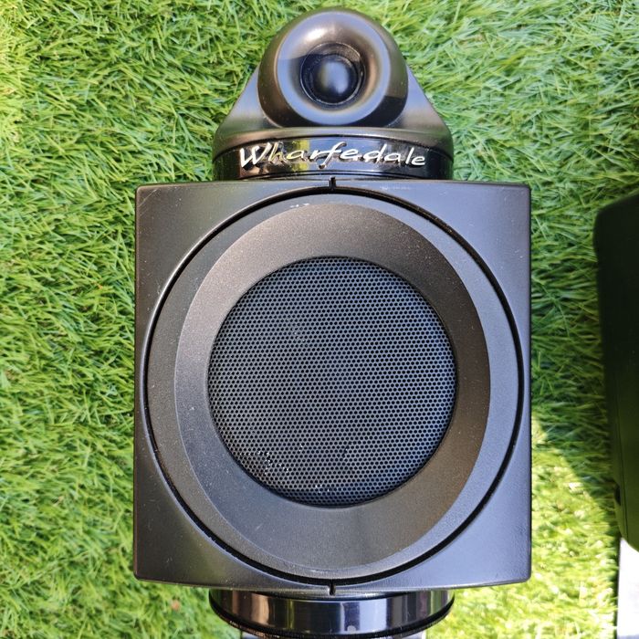Boxe surround Wharfedale