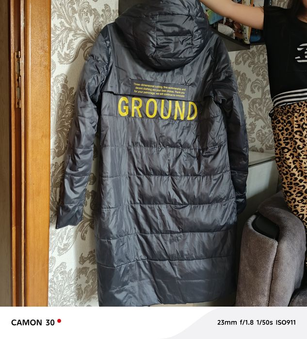 Продам куртку, весна, теплая осень.