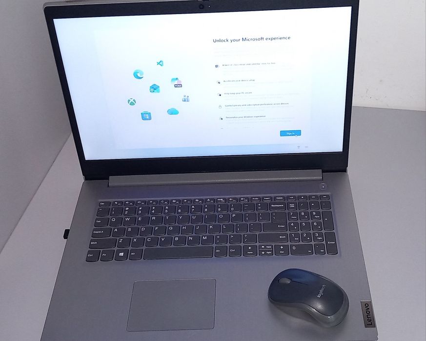 Laptop Lenovo 15.6"
