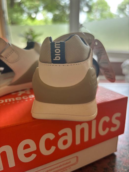 НОВИ Детски Сандали Biomecanics