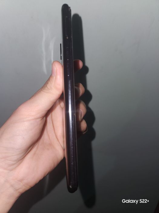 Samsung A10 S karobka dakmentlari bor