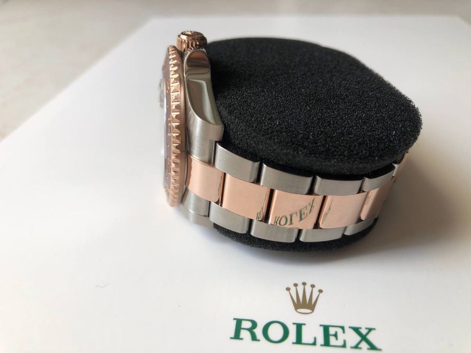 Часовник Rolex GMT-Master II Root Beer 18K Rose Gold & Steel