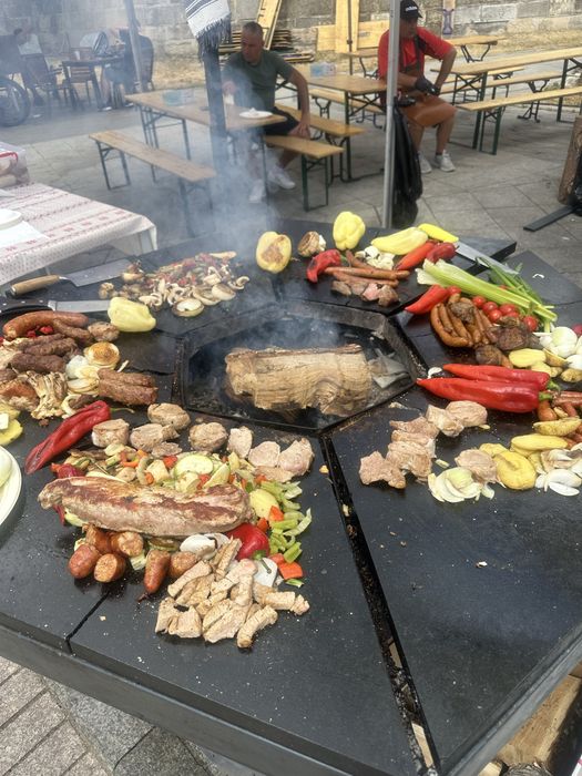 , porc , berbec , vitel , toate facute la protap!