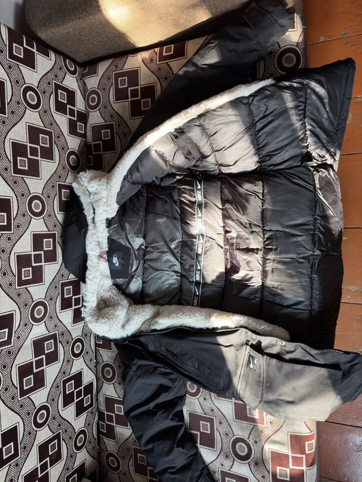 зимняя куртка nike