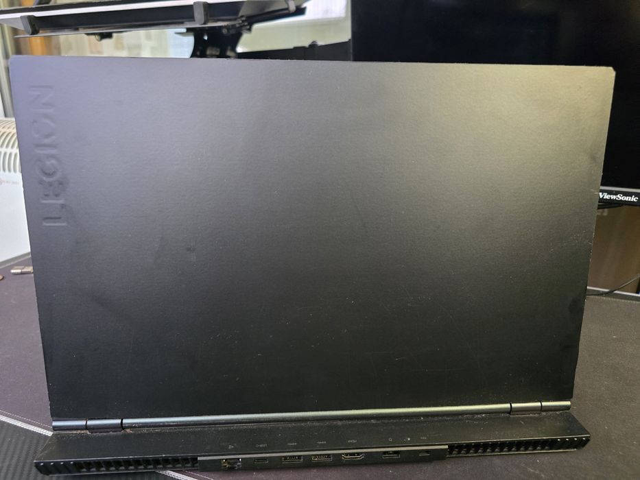 Геймърски Lenovo Legion 5- i5, 16gb ddr4, RTX 2060, 512gb nvme, 144 hz