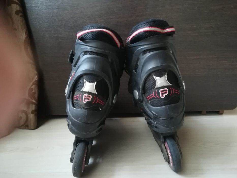 Продам роликовые коньки