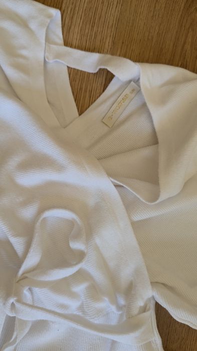 Дамска бяла блуза