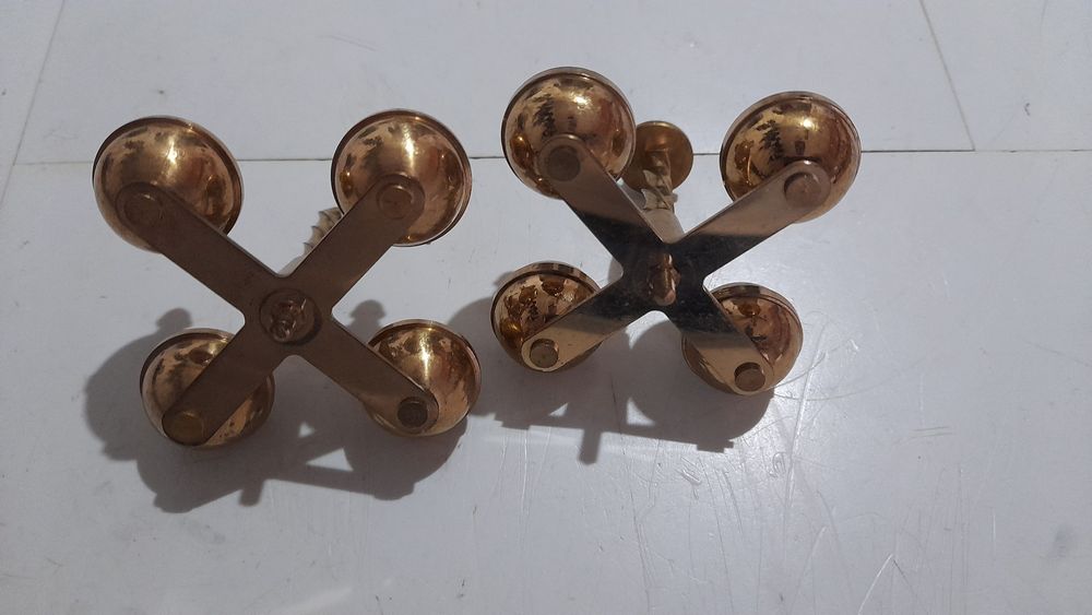 Pendul rotativ ceas