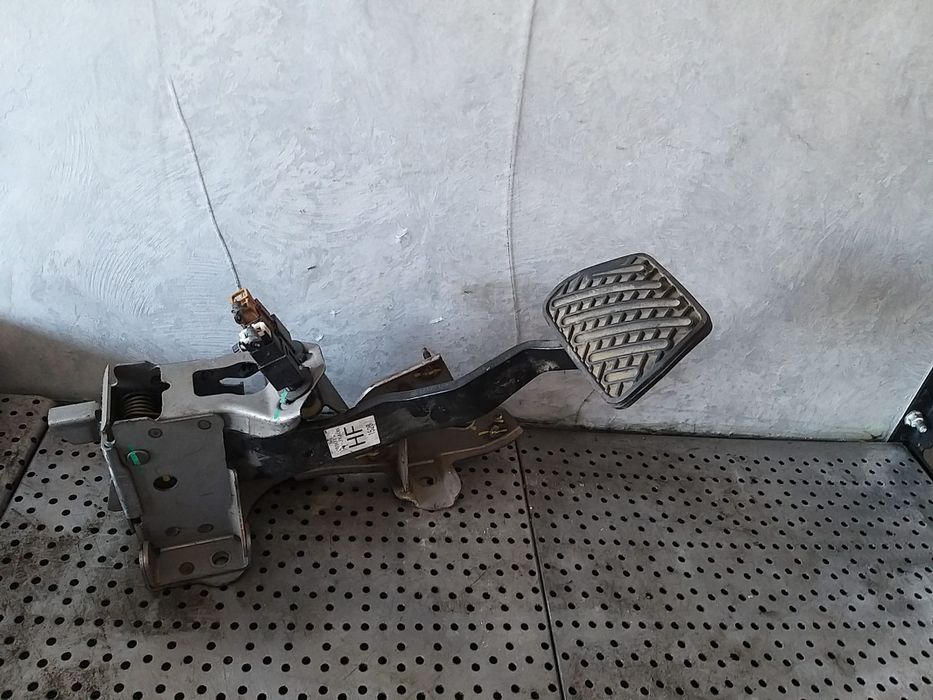Pedala frana renault koleos 1 hy 46501jy40b