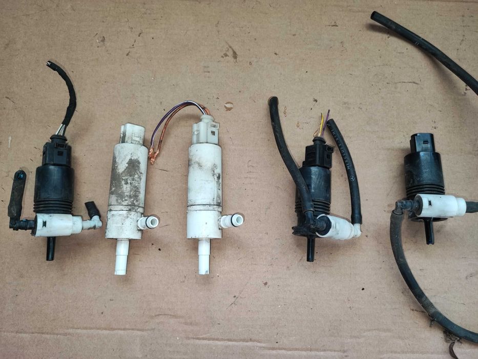 Пръскалка и пръскалки за фарове и стъкла от Мерцедес