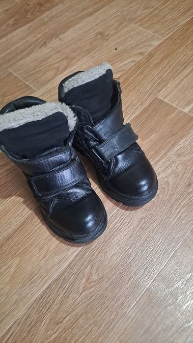 Продам кожаные зимние сапоги