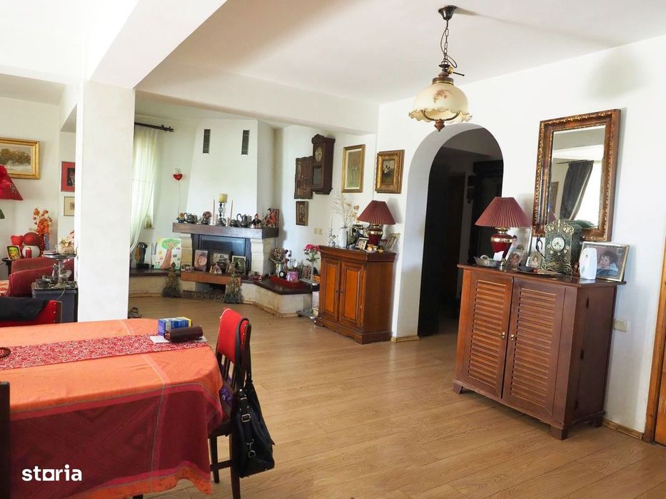 Vila 6 camere-teren 1800mp-Snagov Izvorani-lac