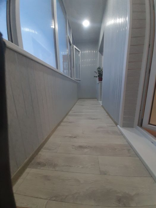 Ремонт балкона. Обшивка и остекление.