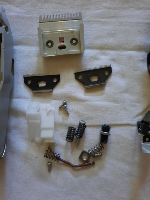 Детали от машинки для стрижки волос МОЗЕР.