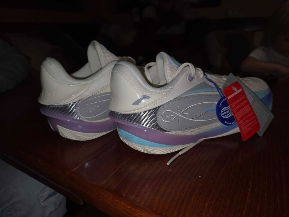 Баскетболни маратонки