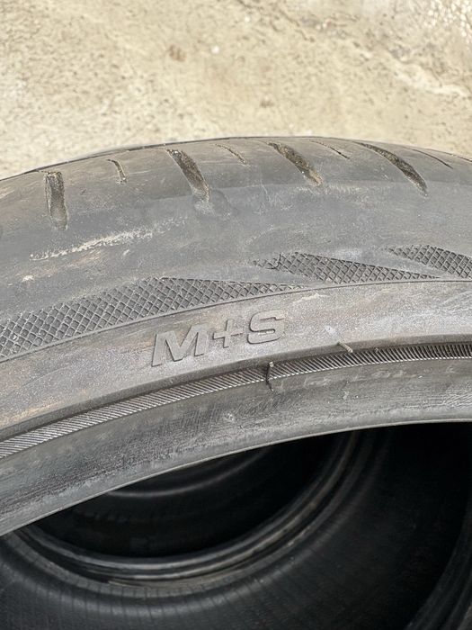 Cauciucuri 225 ZR 35 20