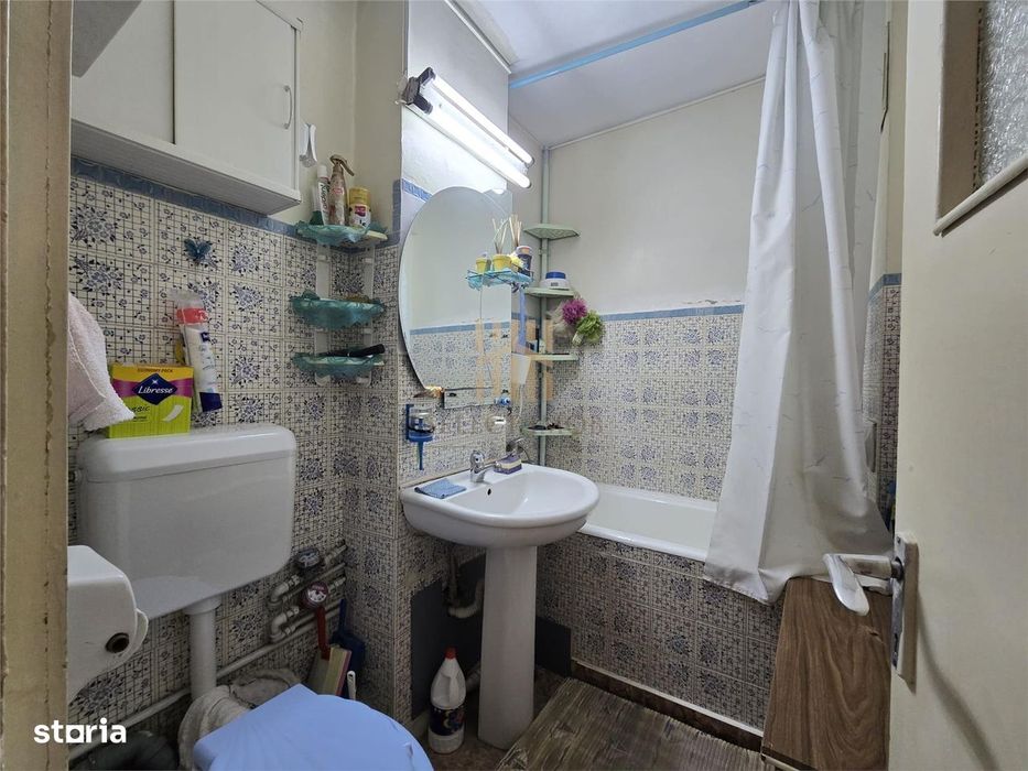 Vanzare 2 camere , Zona Bobalna